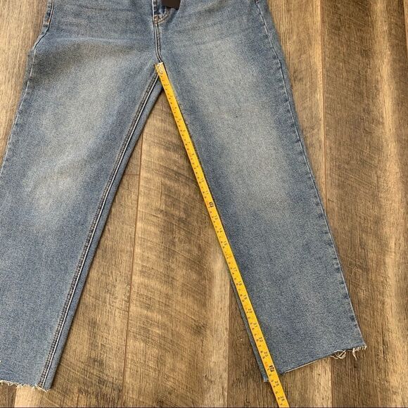 NWT Black Tape High Rise Mom Jeans Raw Hem Size 27 - Picture 6 of 13